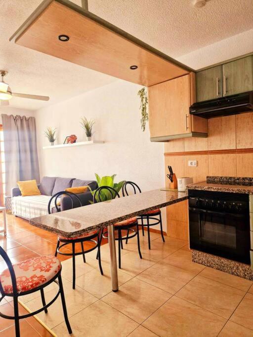 Comfortable Centrally Located Apartment Playa Fanabe Exterior foto